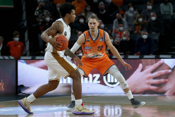 立了两位数 立了两位数